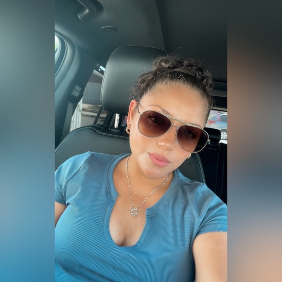 ✨Chanel Gold Tone Brown Gradient 4231 Aviator Sunglasses - Picture 3 of 17